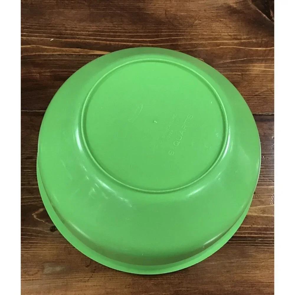 Tupperware this lot